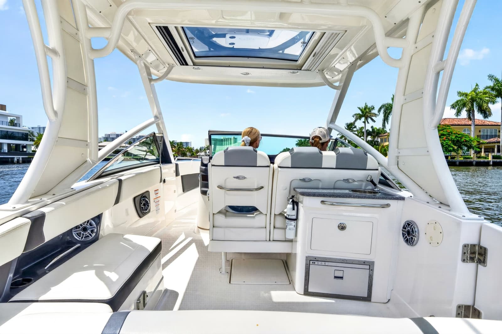 2023 Chaparral 280 OSX