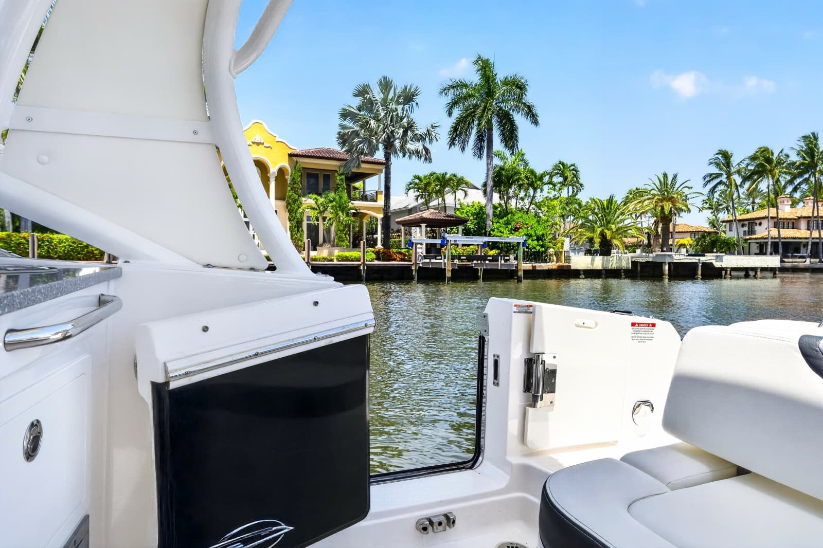 2023 Chaparral 280 OSX