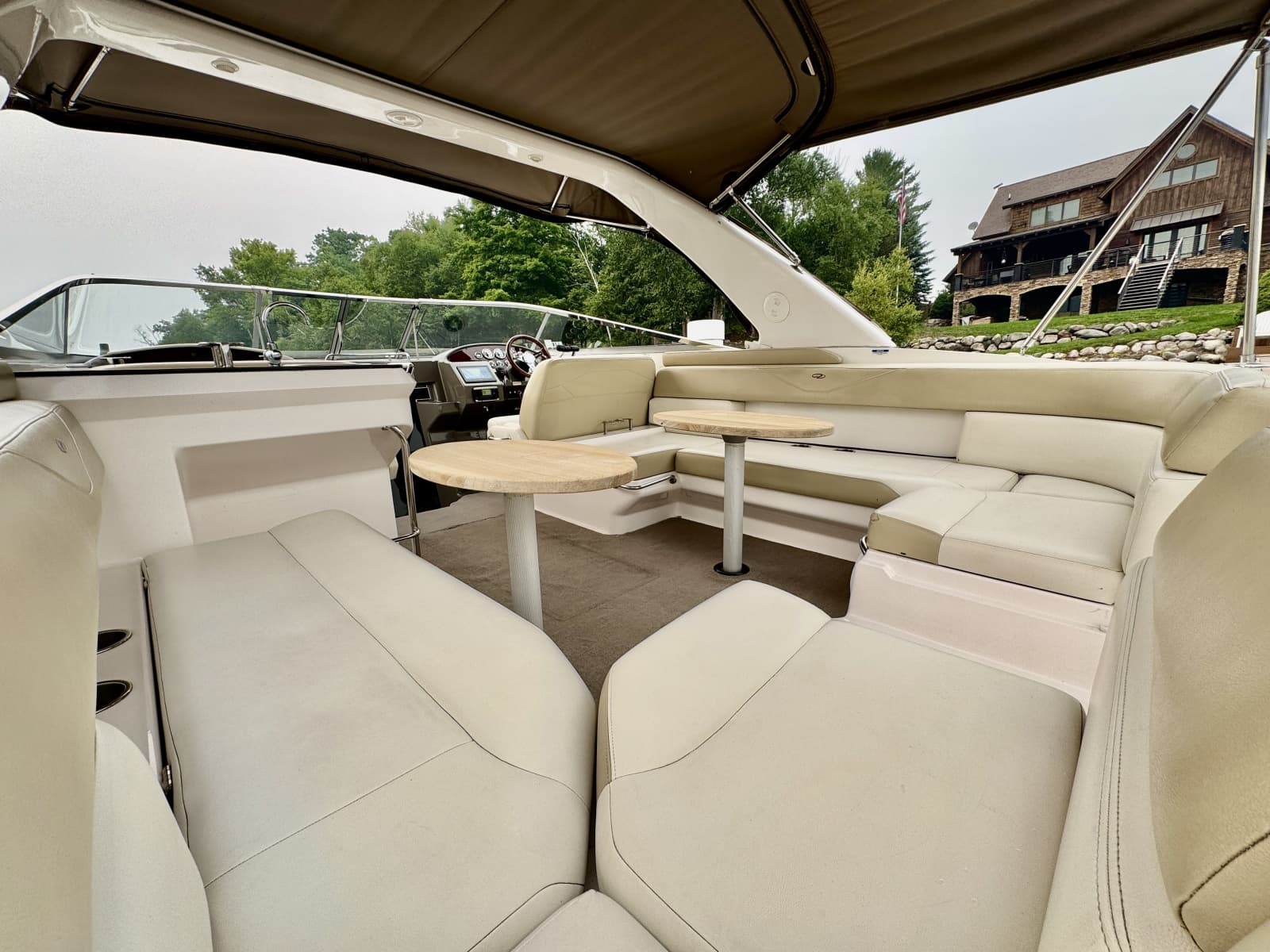 2012 Regal 3550 Cuddy