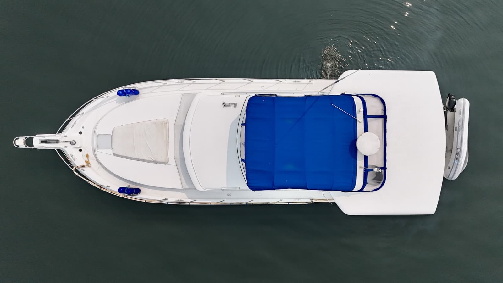 1997 Carver 445 Aft Cabin