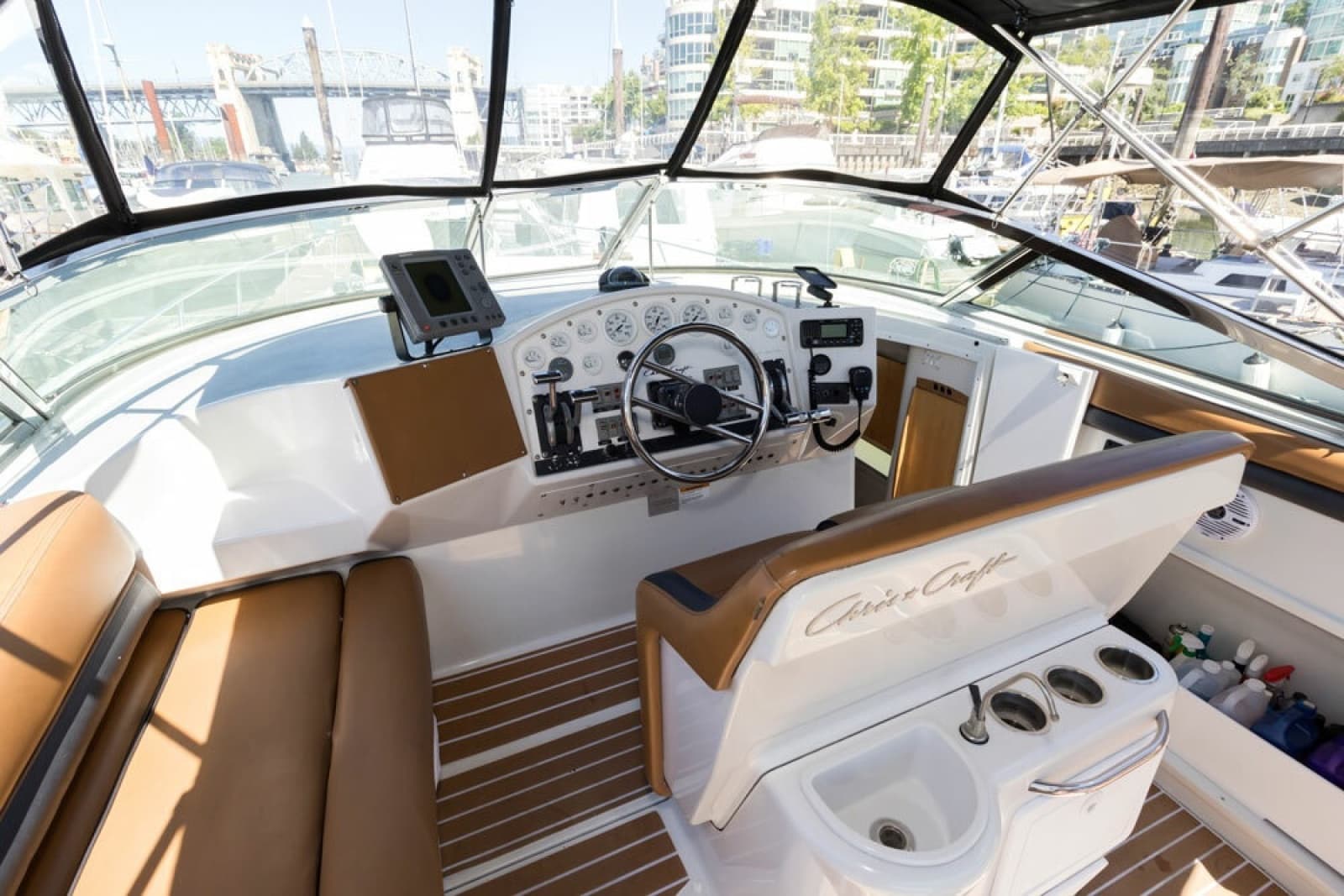 1993 Chris-Craft 380 Continental