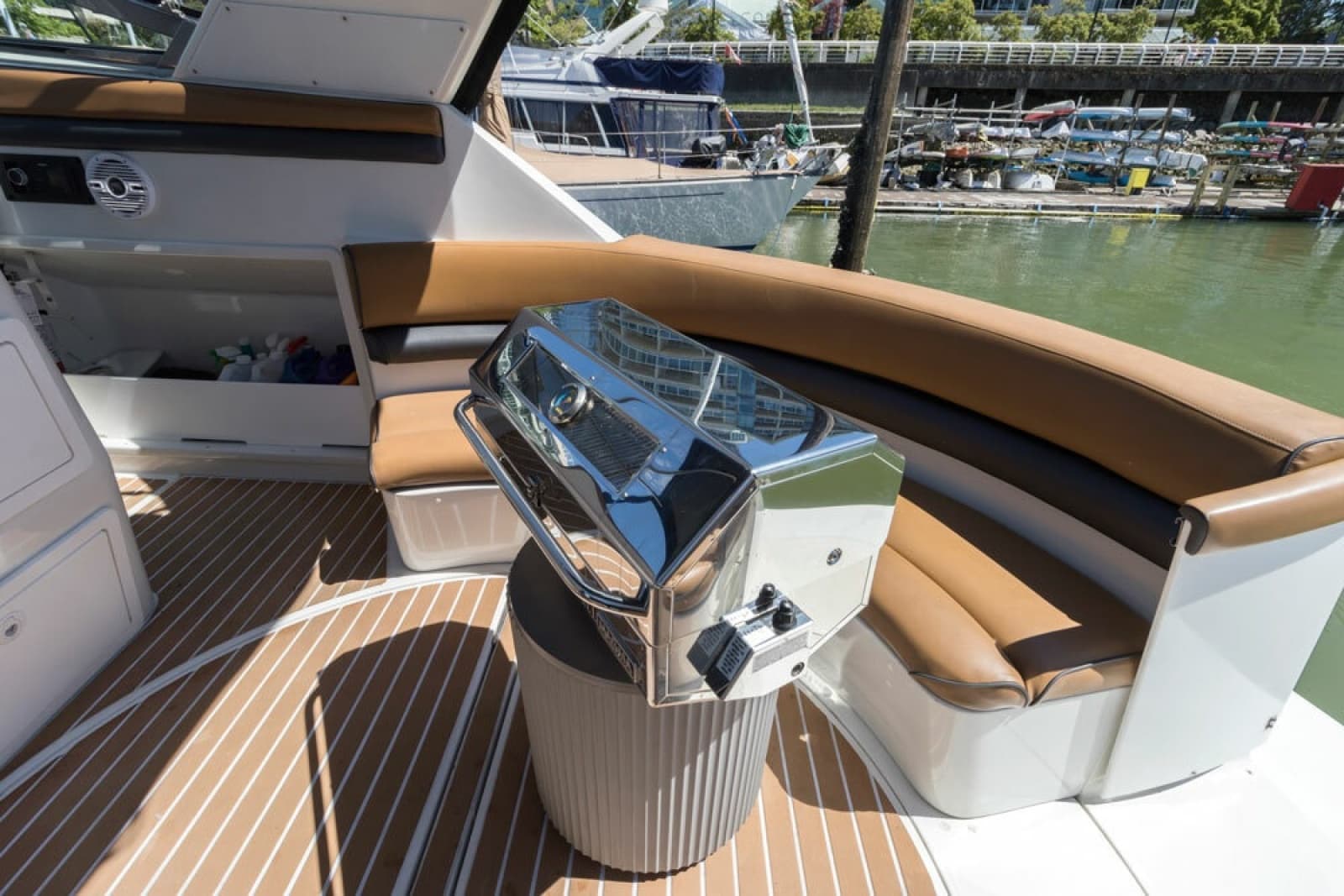 1993 Chris-Craft 380 Continental