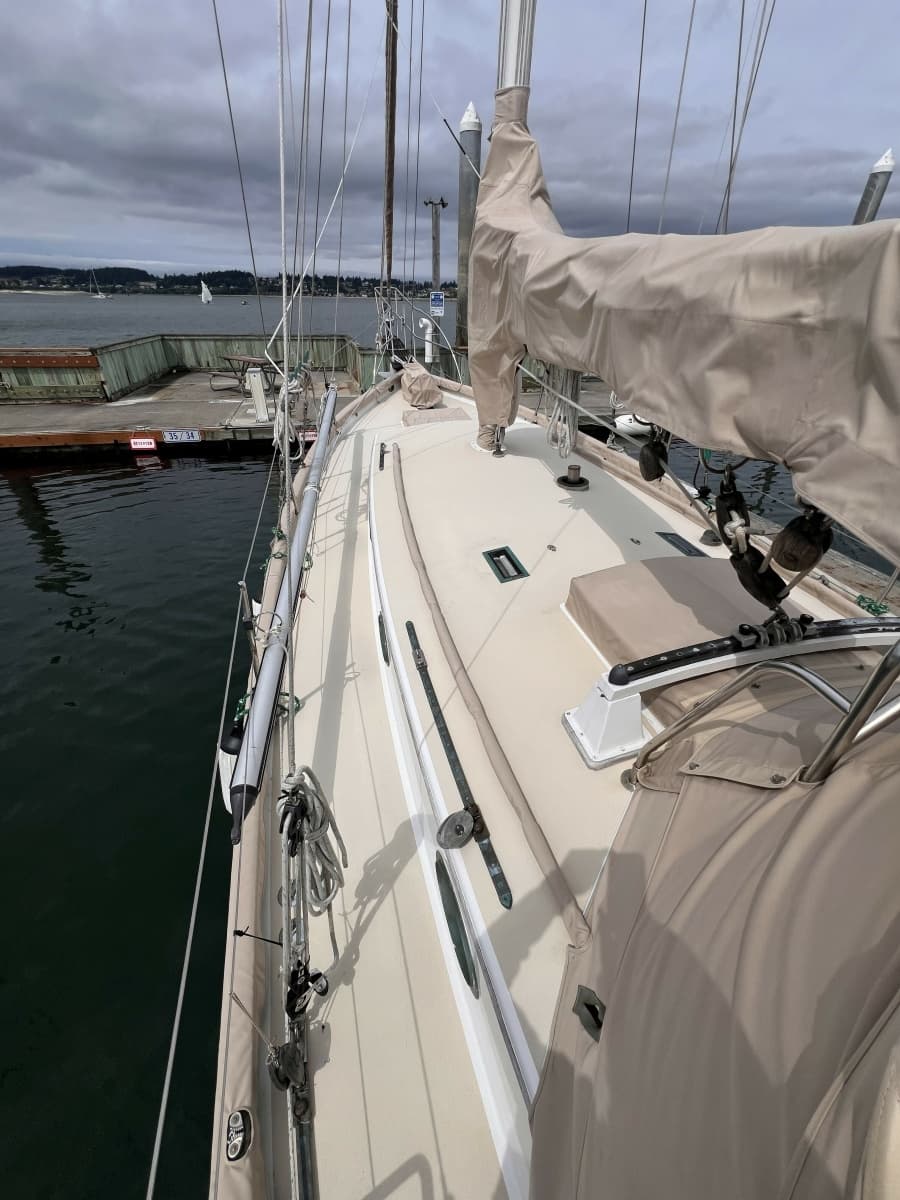 1977 Alajuela Yacht Corp. 38