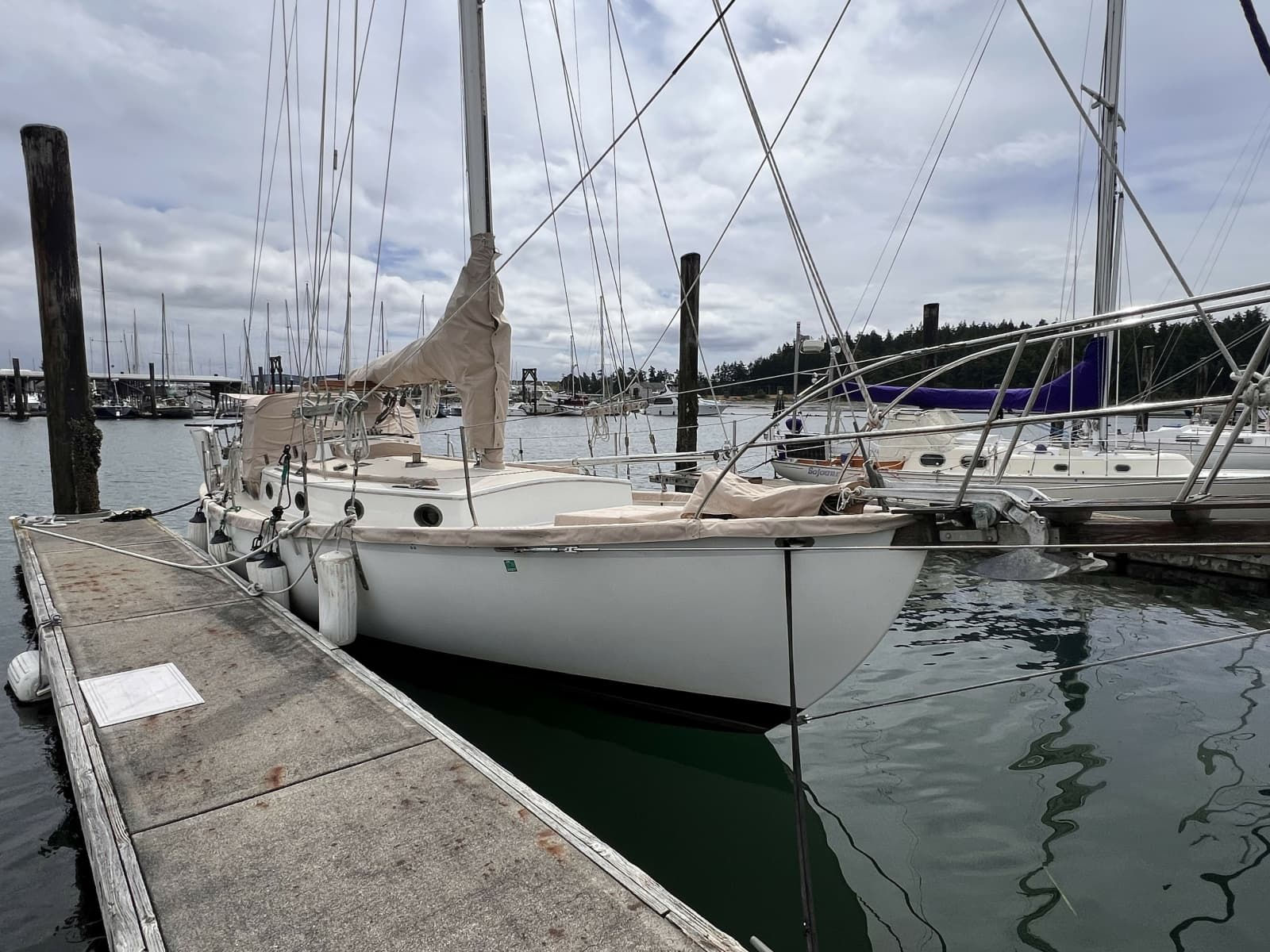 1977 Alajuela Yacht Corp. 38