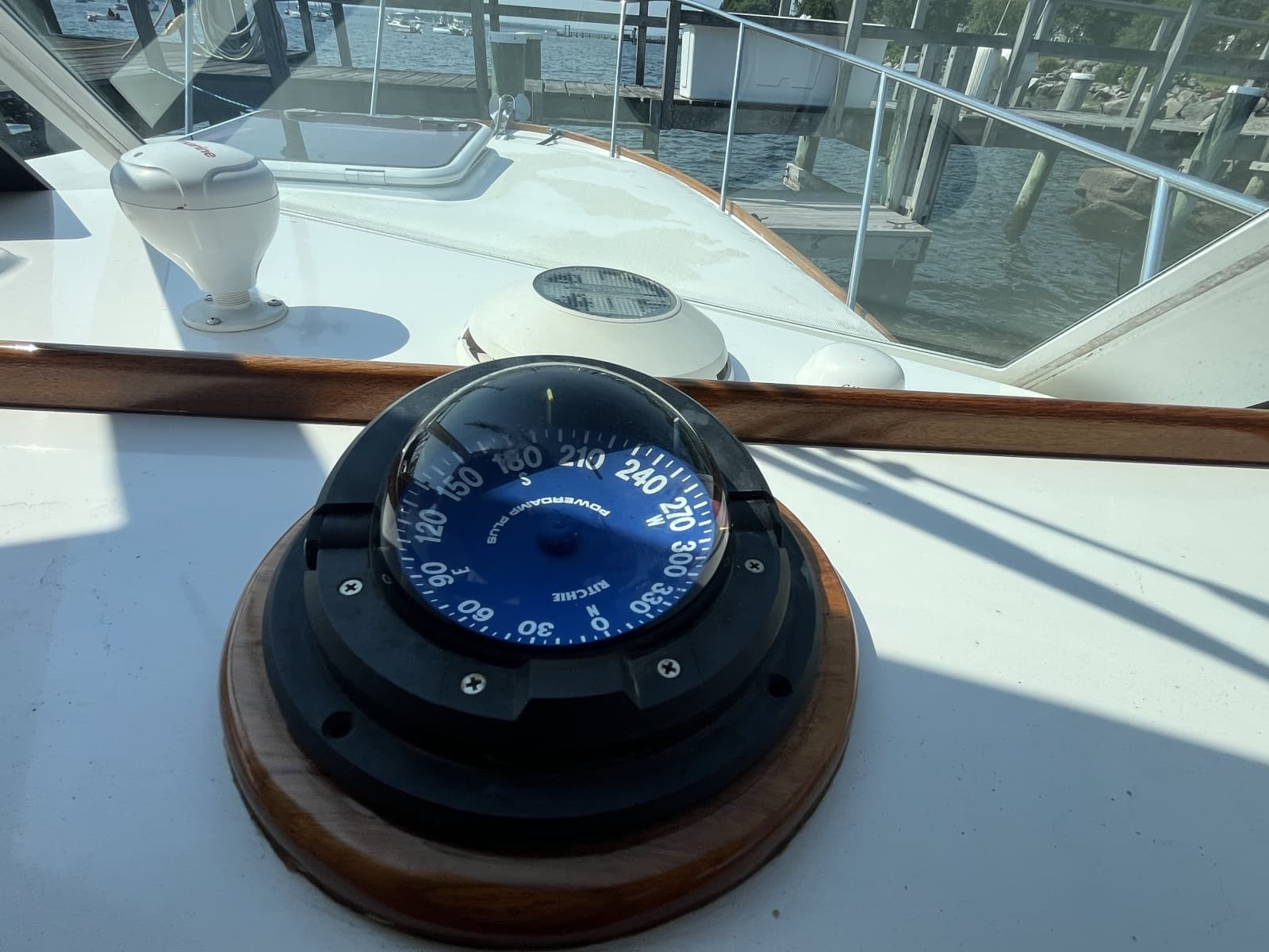 2004 Surf-Hunter Surfhunter 29