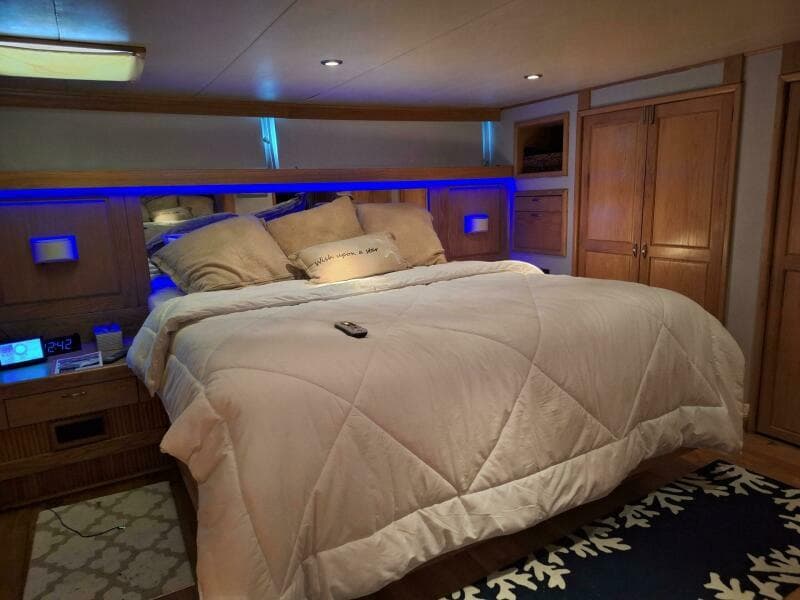 1988 Viking Motor Yacht
