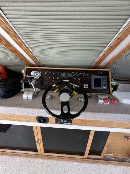1988 Viking Motor Yacht