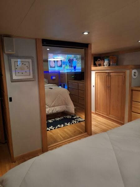 1988 Viking Motor Yacht