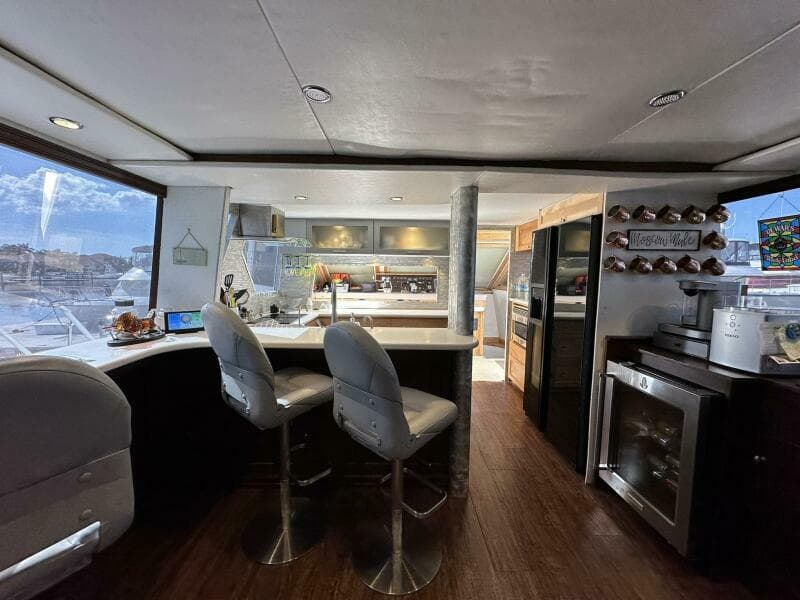 1988 Viking Motor Yacht