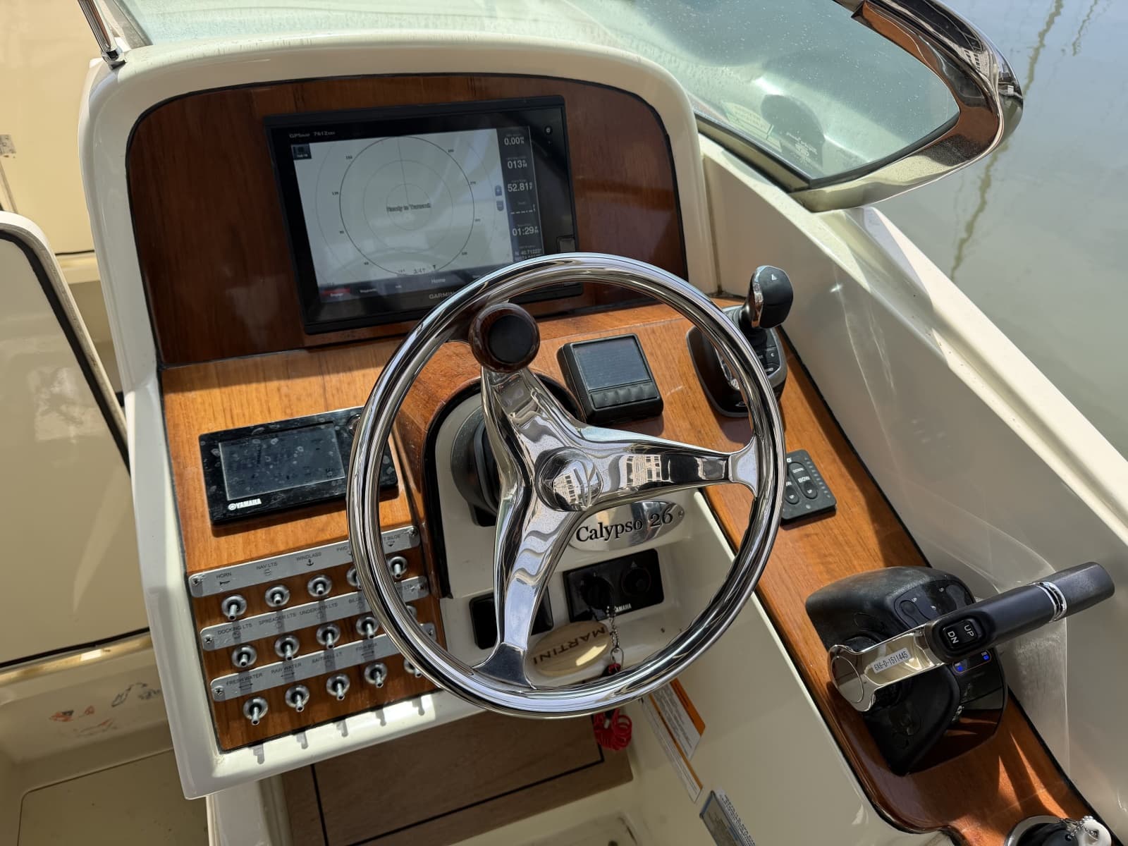 2016 Chris-Craft Calypso 26