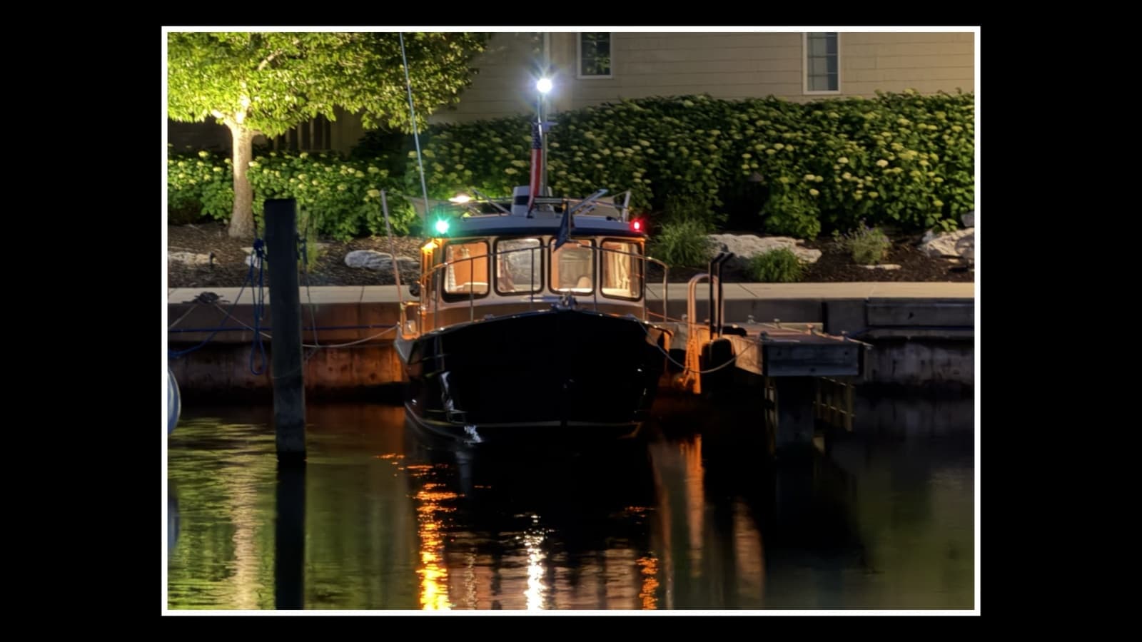 2016 Ranger Tugs R-25 SC