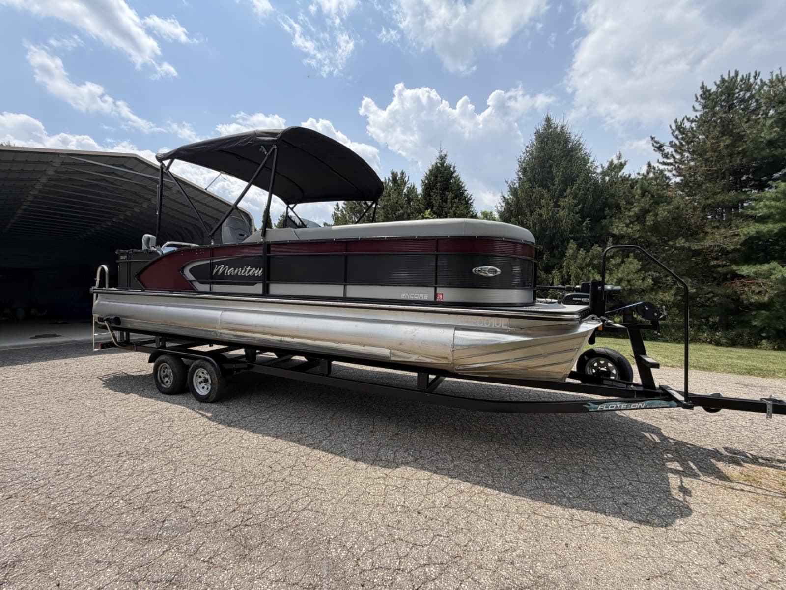 2021 Manitou Encore 24 Pro Angler SHP