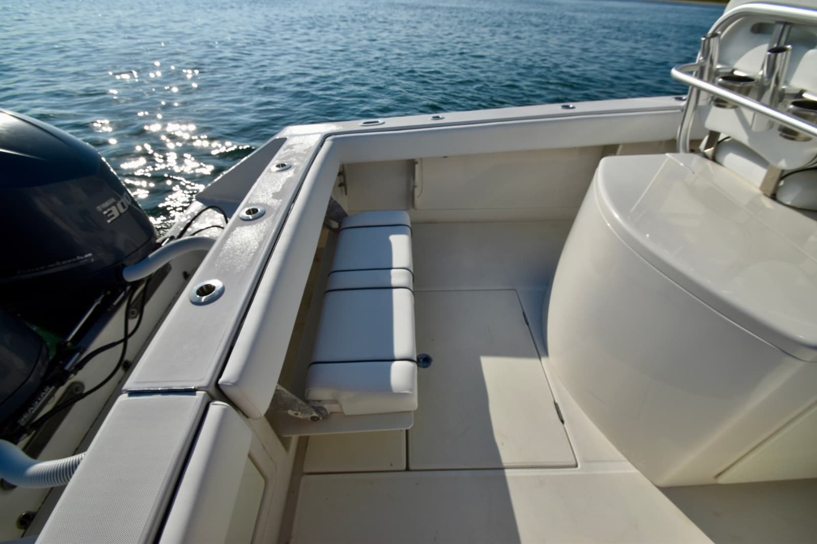 2015 Jupiter 30 Center Console