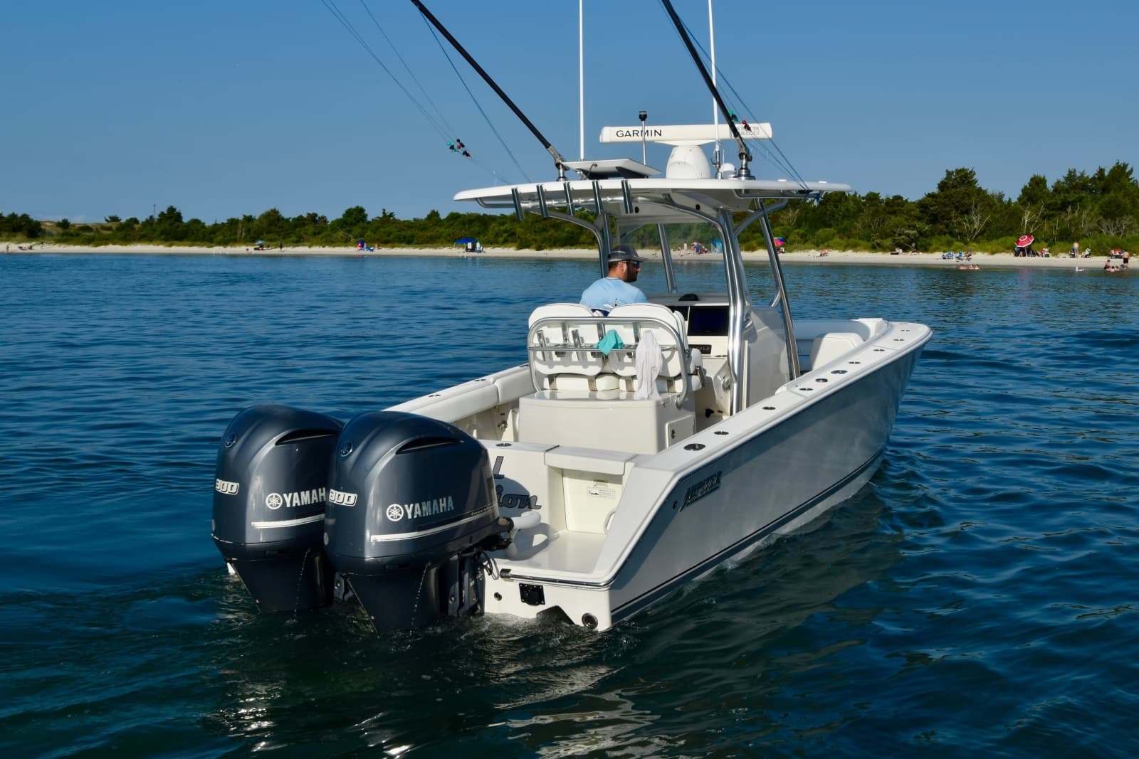 2015 Jupiter 30 Center Console