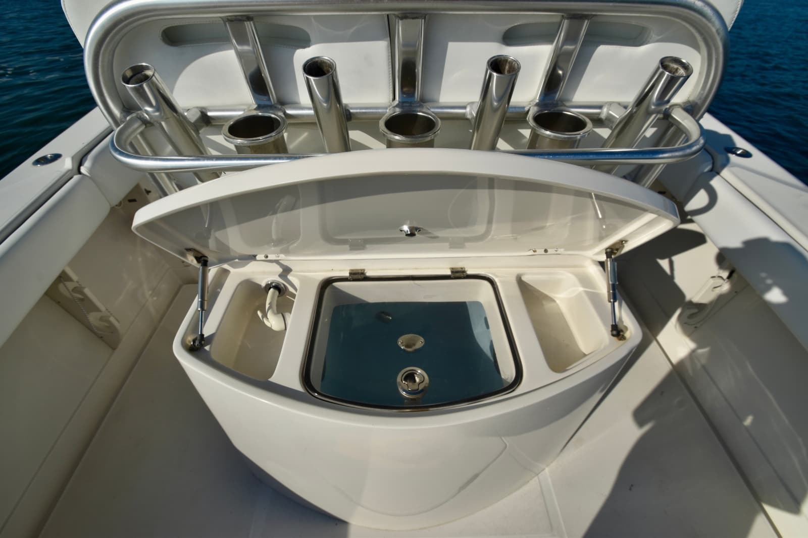 2015 Jupiter 30 Center Console