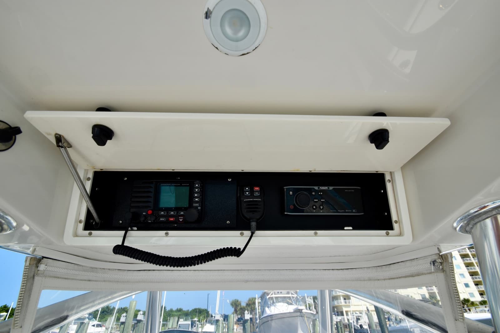 2015 Jupiter 30 Center Console