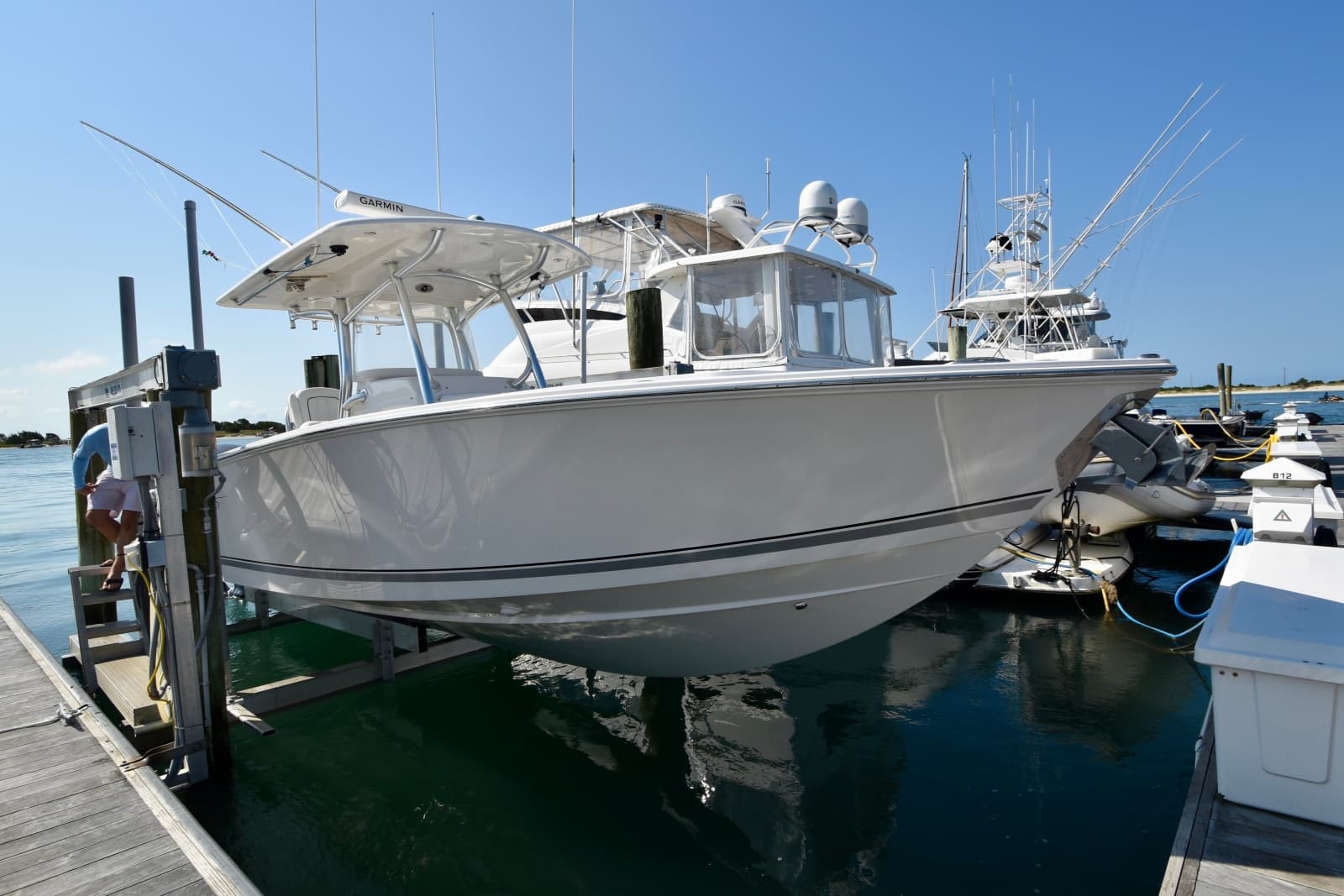 2015 Jupiter 30 Center Console