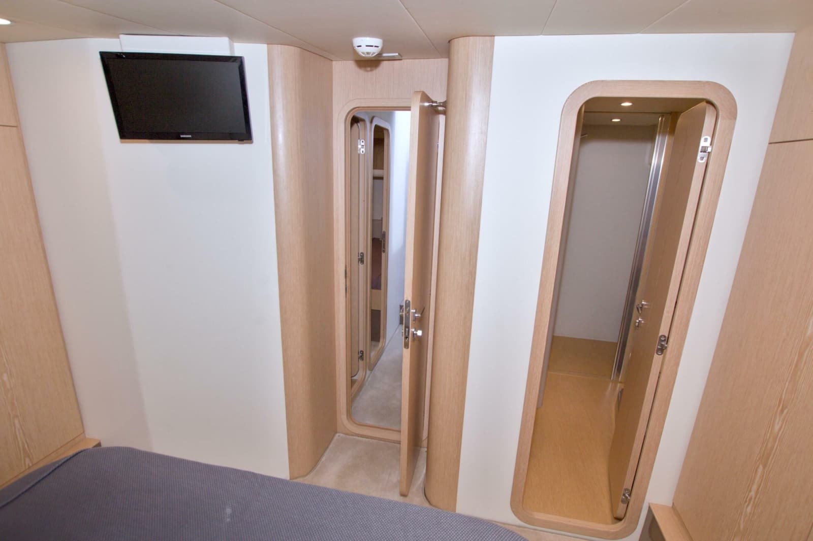 2014 Ferretti Yachts 620