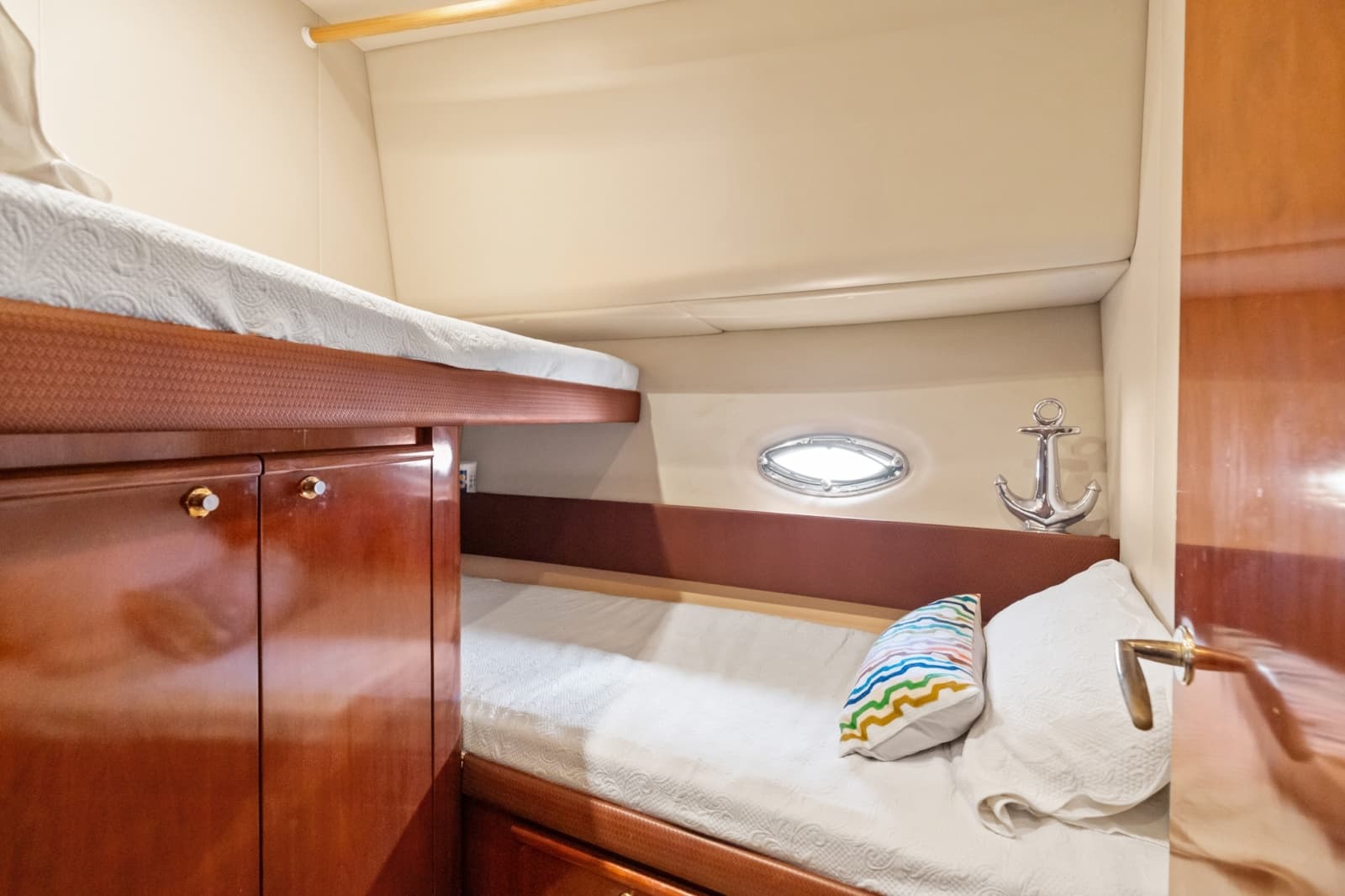 2008 Meridian 580 Pilothouse