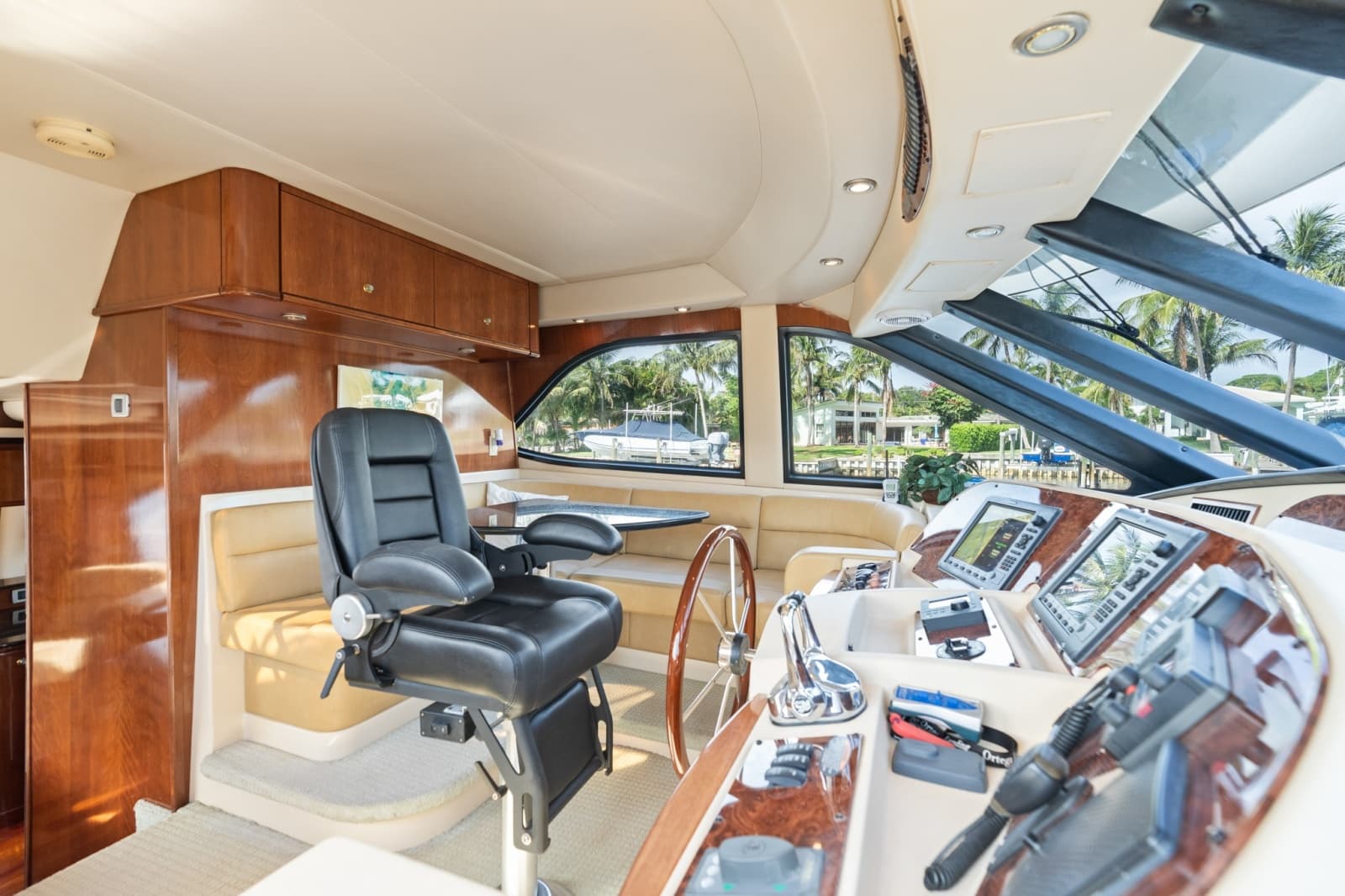 2008 Meridian 580 Pilothouse