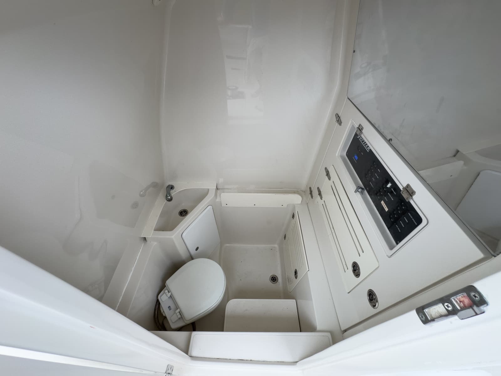 2020 Jupiter 38 HFS