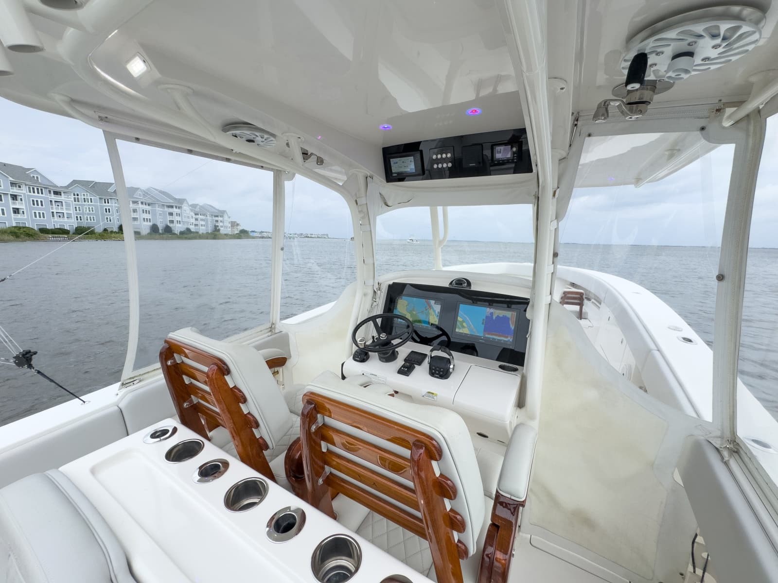 2020 Jupiter 38 HFS