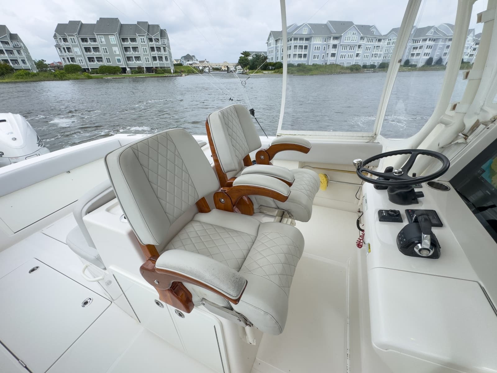 2020 Jupiter 38 HFS