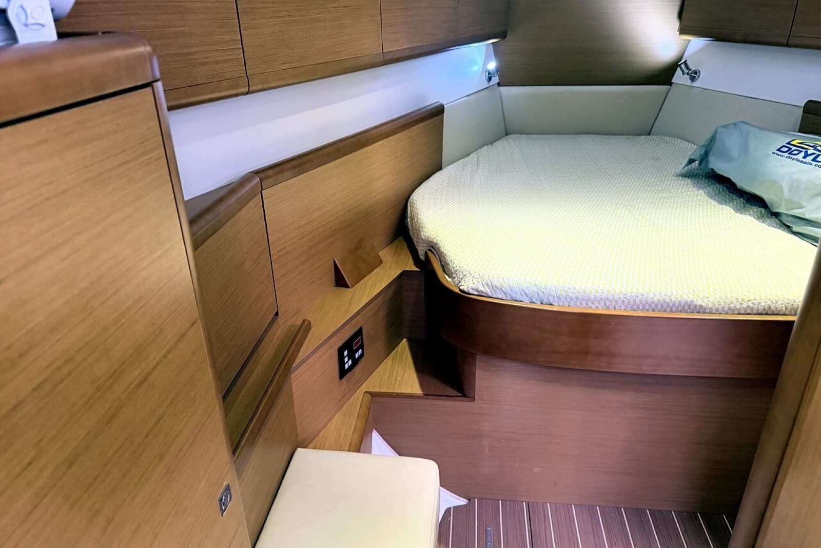 2011 Jeanneau Sun Odyssey 45 DS