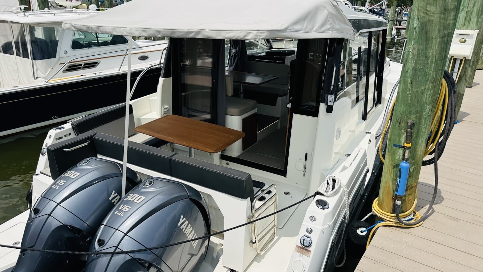 2021 Jeanneau NC1095