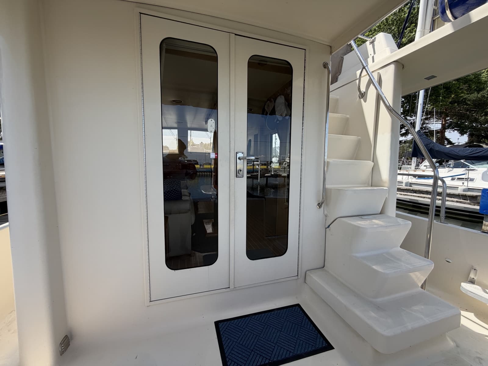 2006 Mainship 34 Trawler