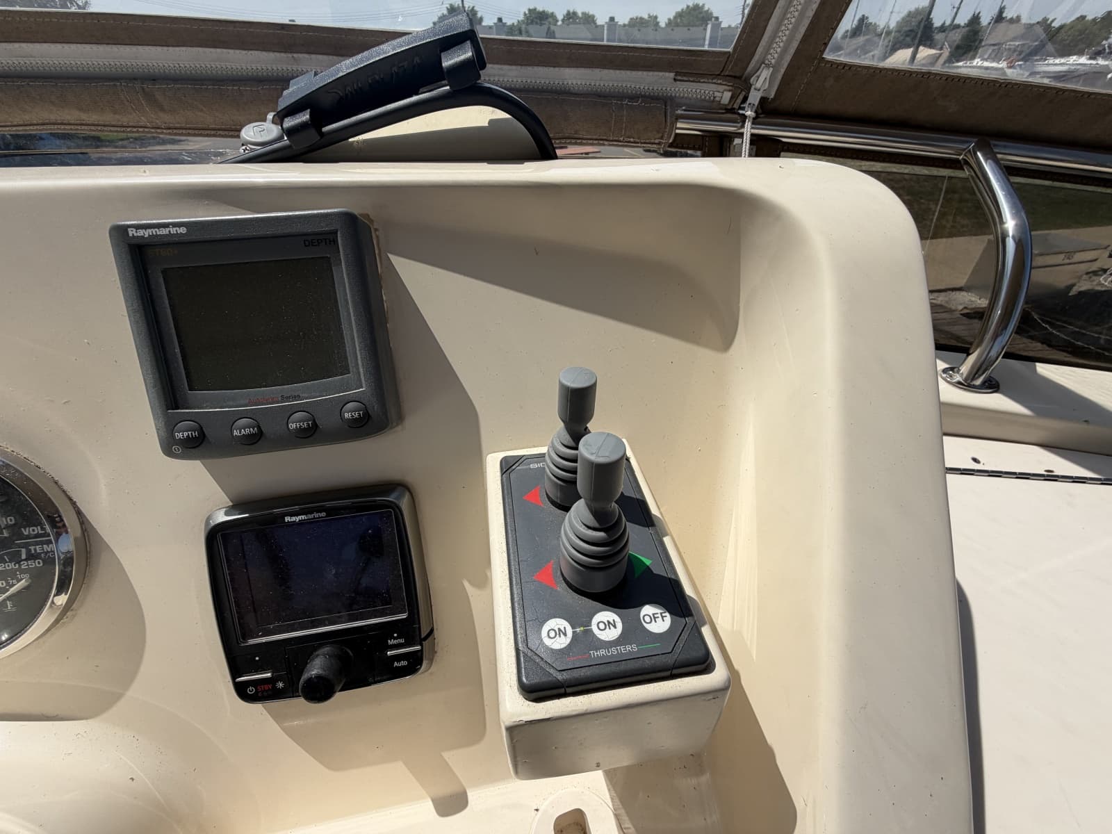 2006 Mainship 34 Trawler