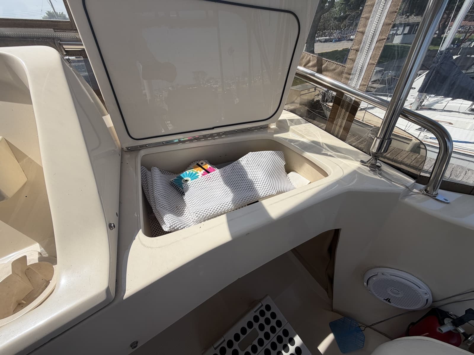 2006 Mainship 34 Trawler