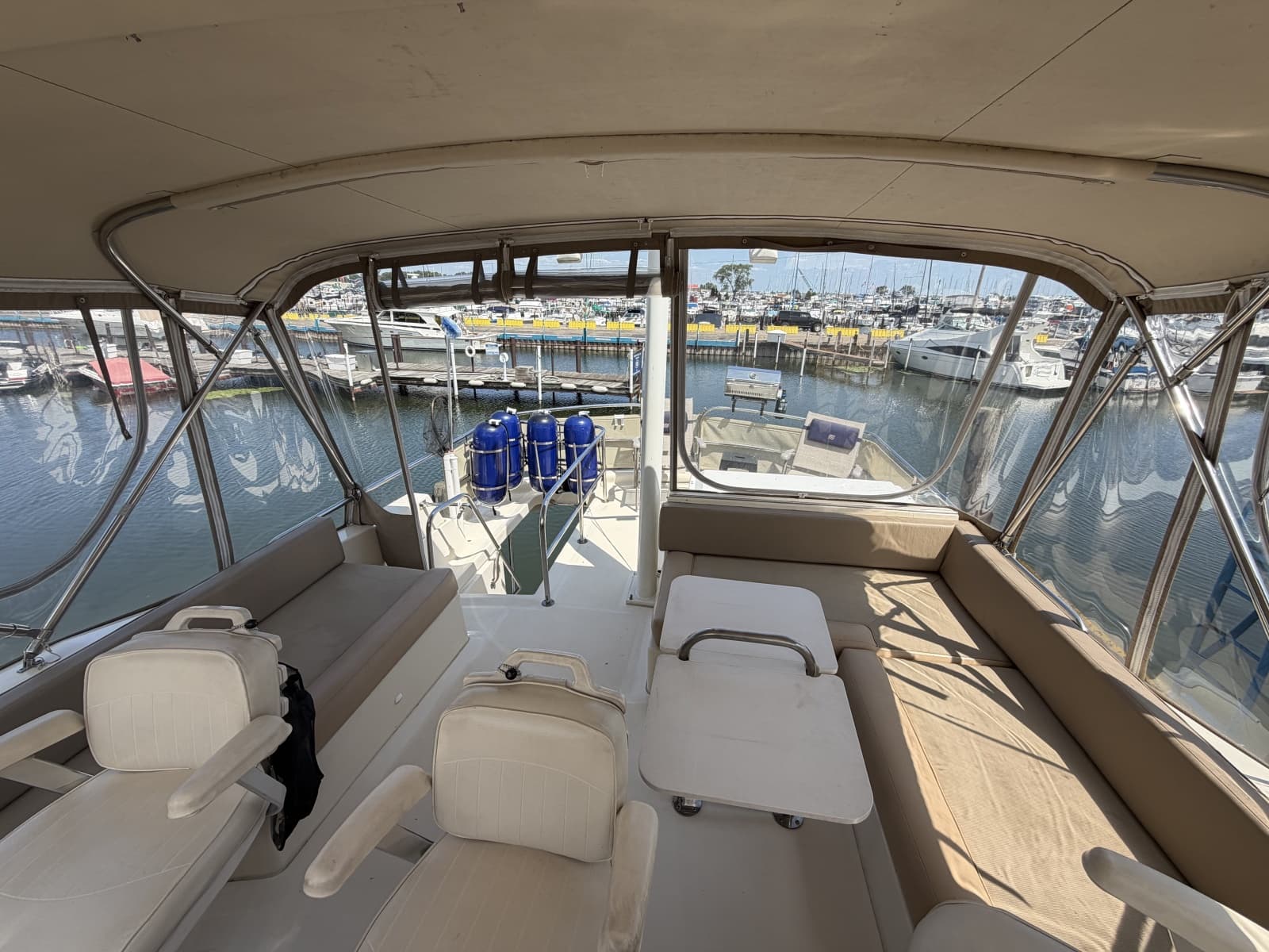 2006 Mainship 34 Trawler