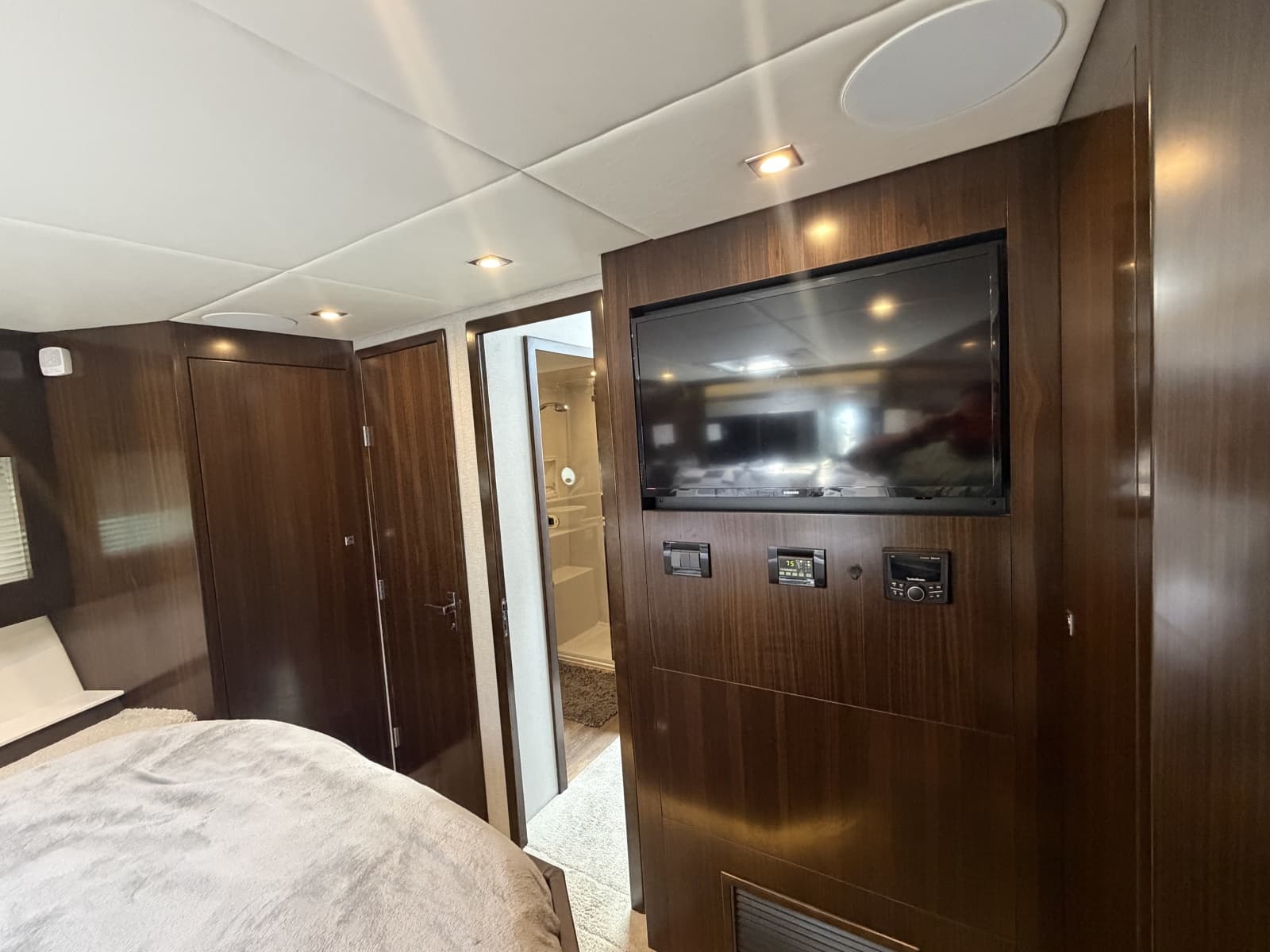 2022 Cruisers 46 Cantius