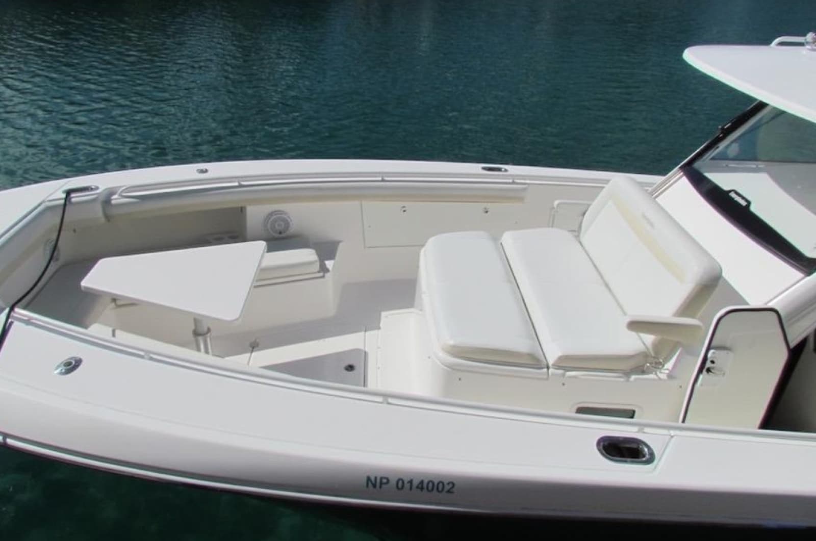 2016 Everglades 435 Center Console
