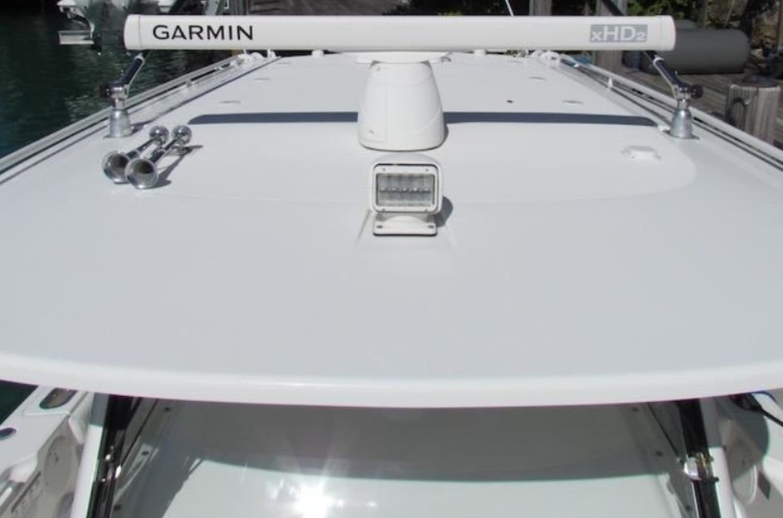 2016 Everglades 435 Center Console