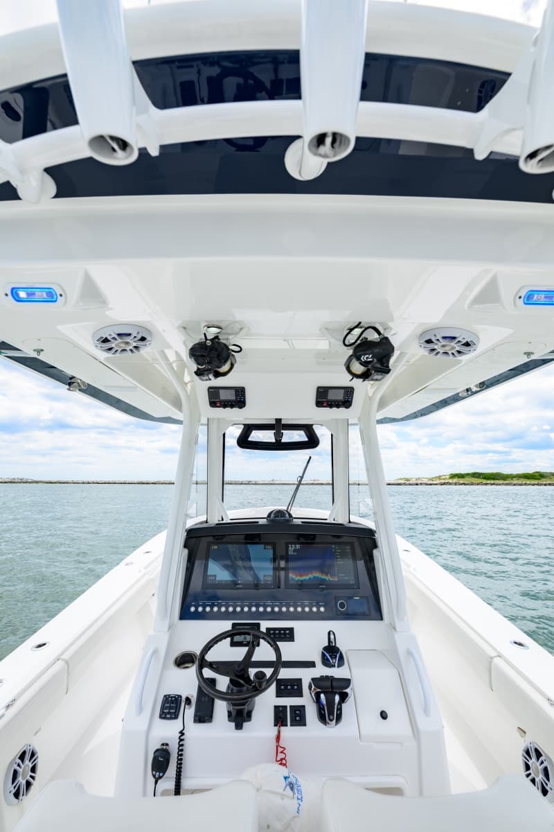 2022 Regulator 34 CC