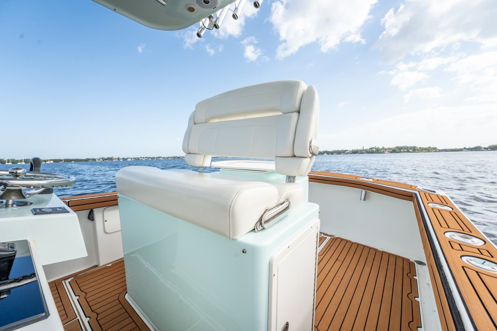 2009 Bimini 24 Center Console