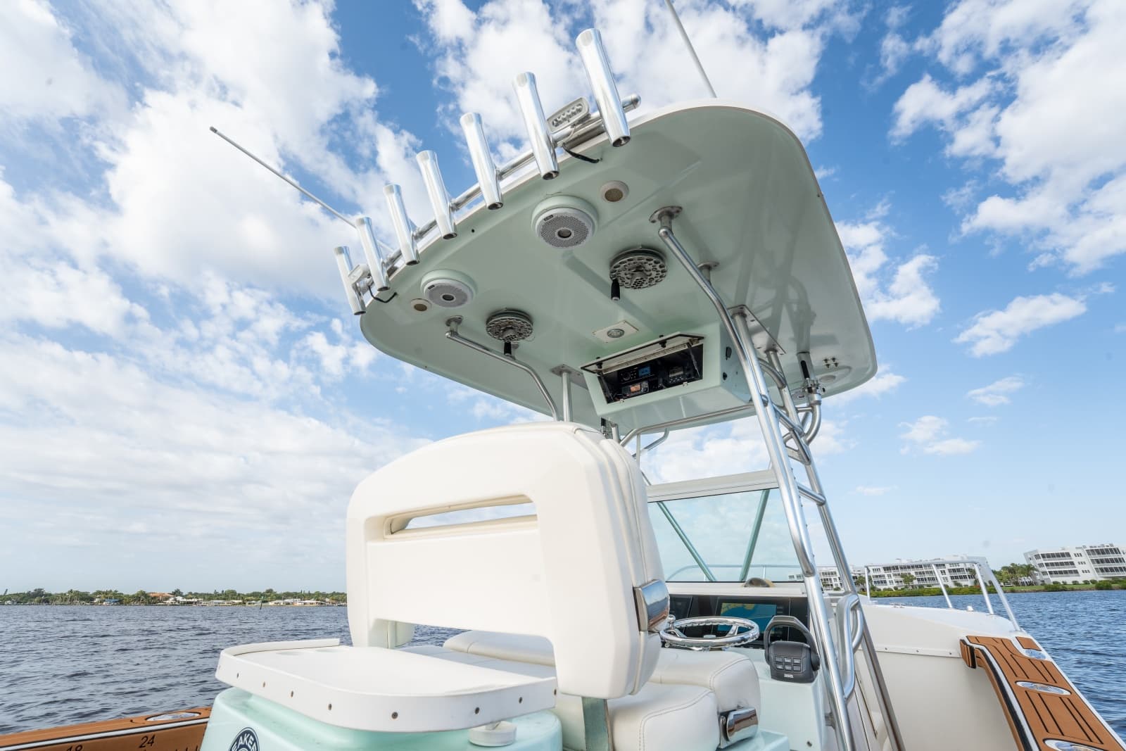 2009 Bimini 24 Center Console