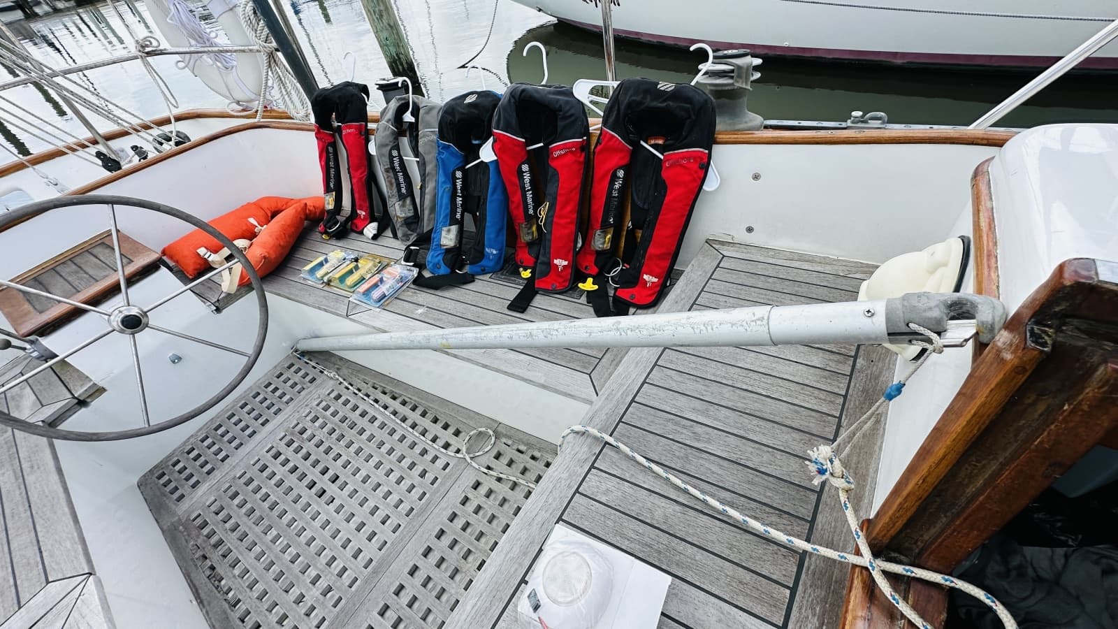 1981 Cape George 36' Cutter