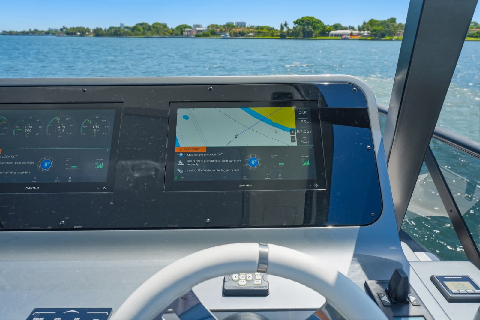 2025 Azimut 68 FLY