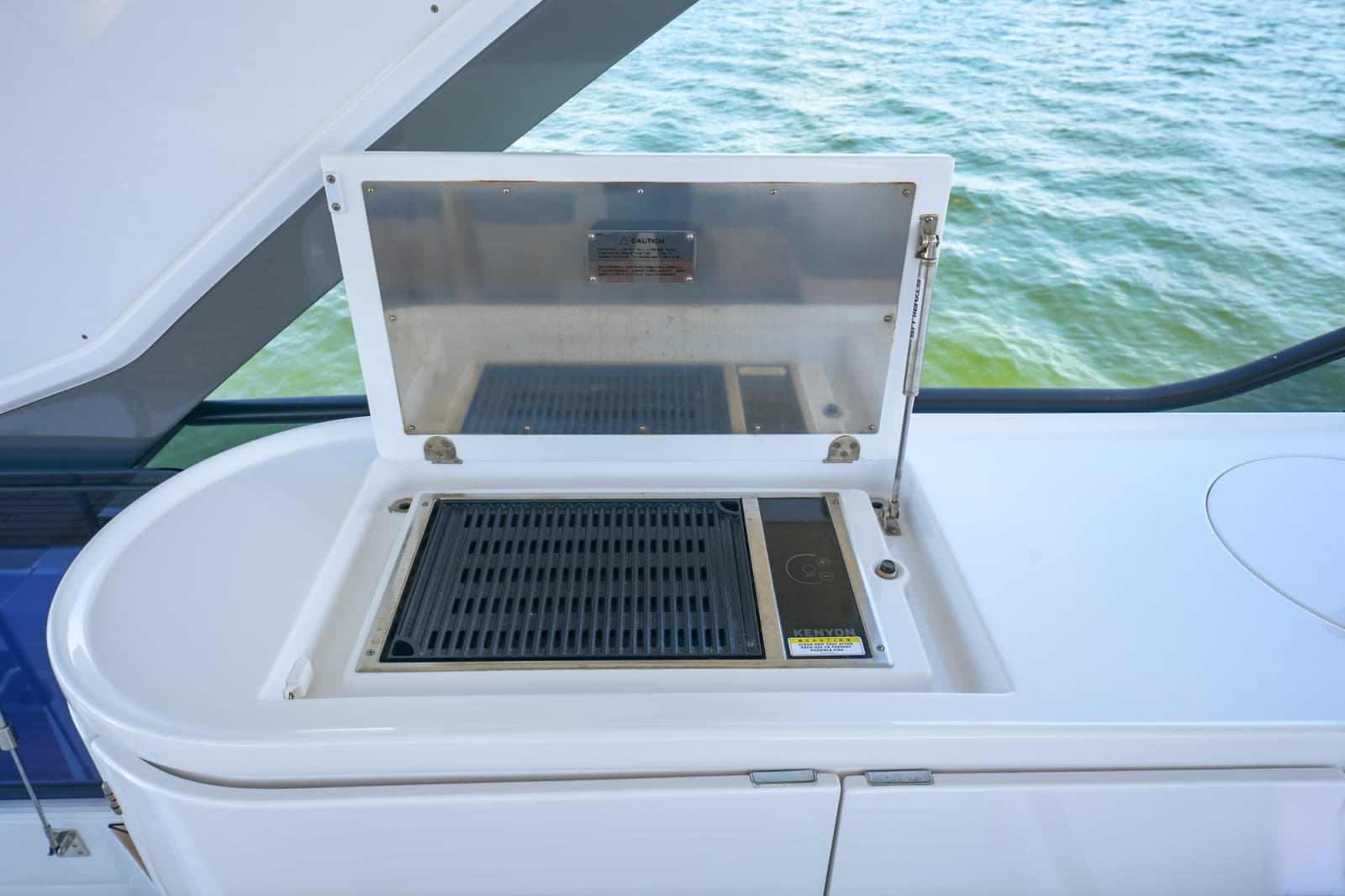 2025 Azimut 68 FLY