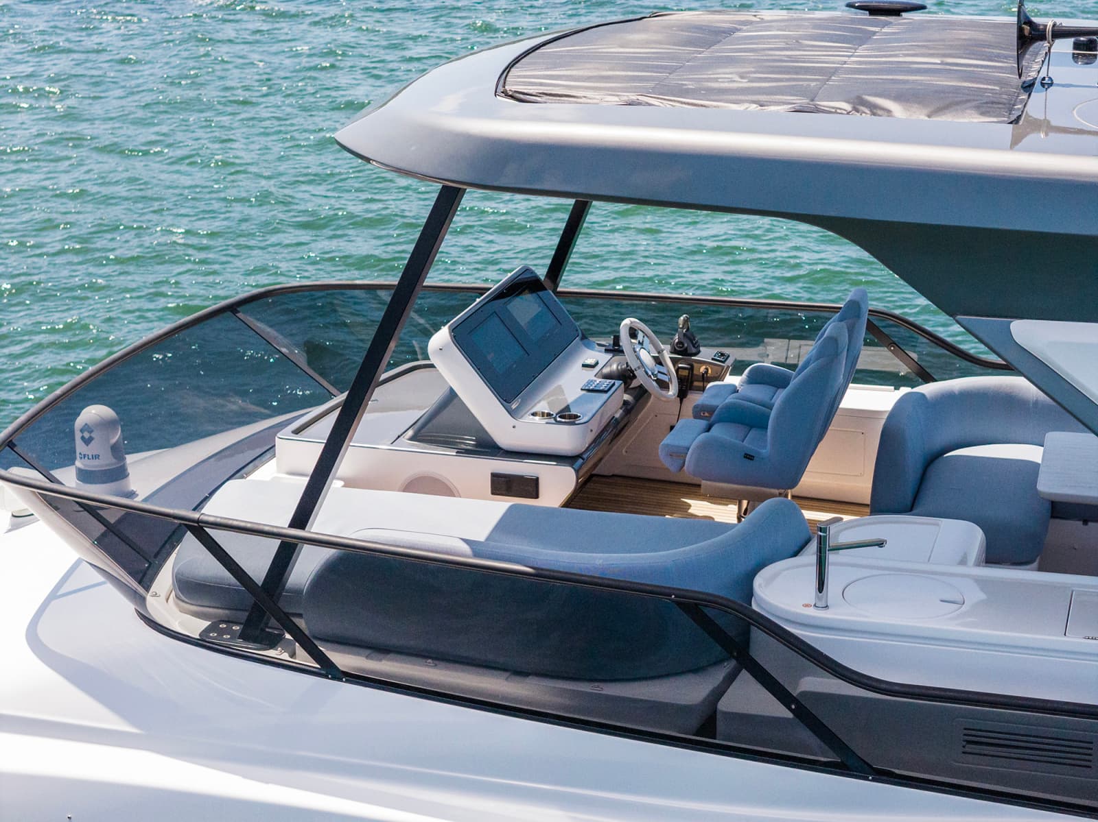 2025 Azimut 68 FLY