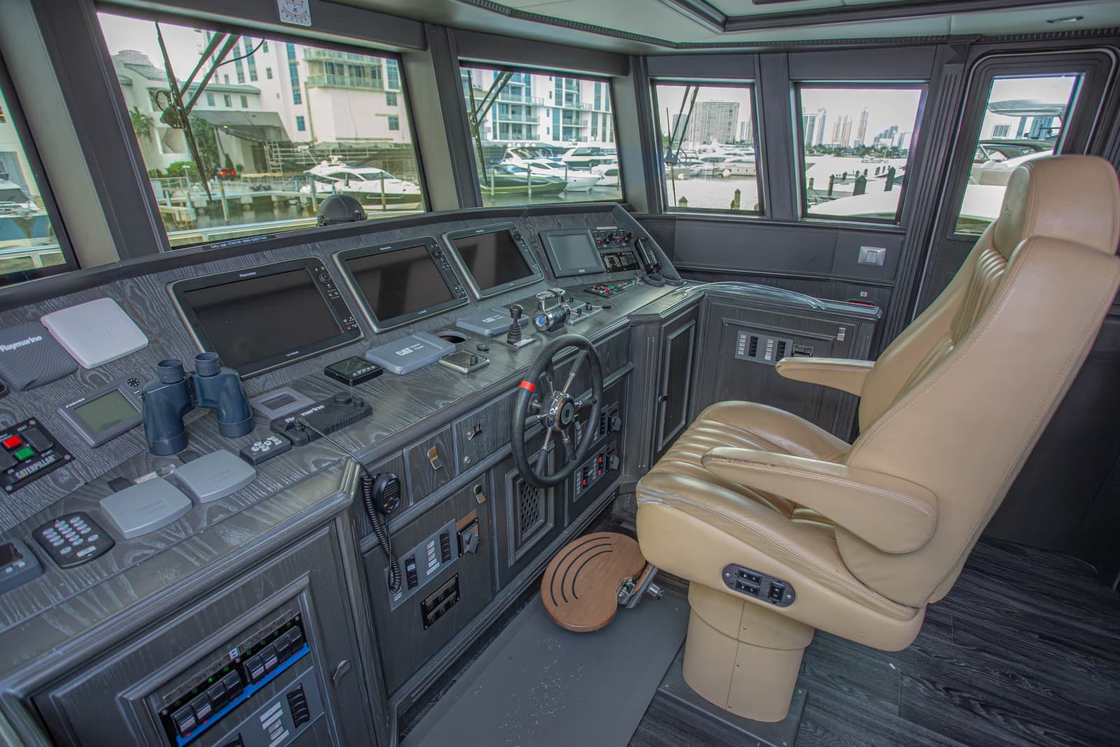 2014 Fifth Ocean Yachts Displacement Explorer