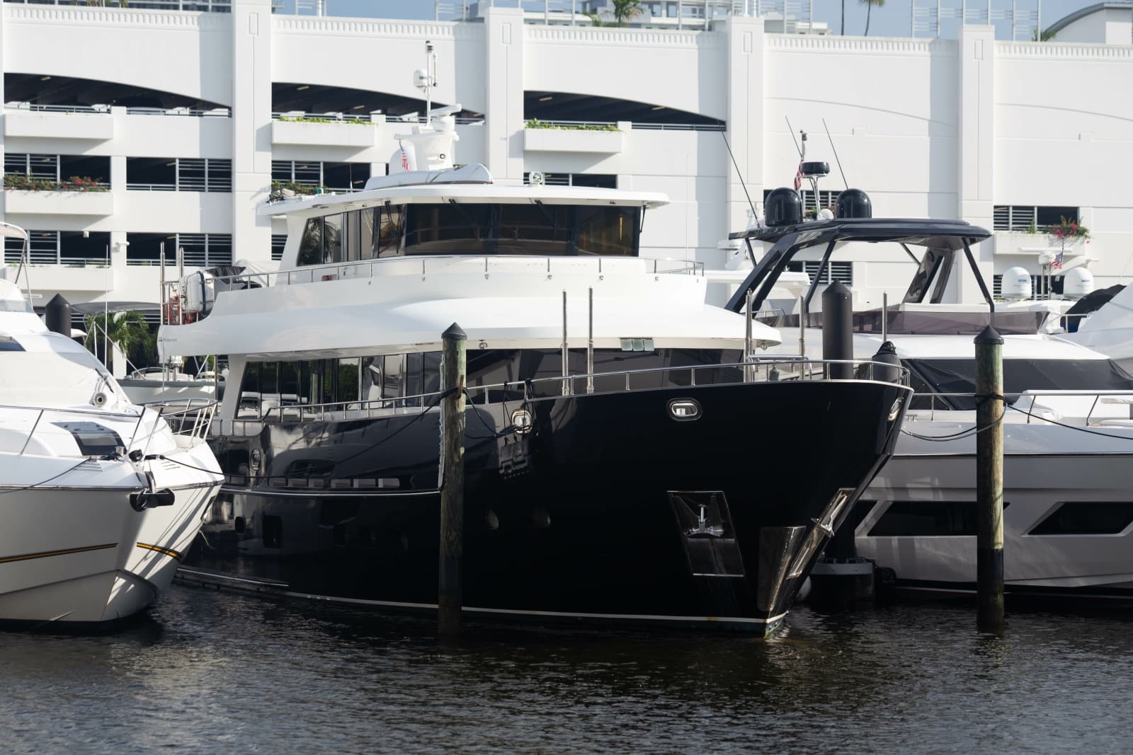 2014 Fifth Ocean Yachts Displacement Explorer