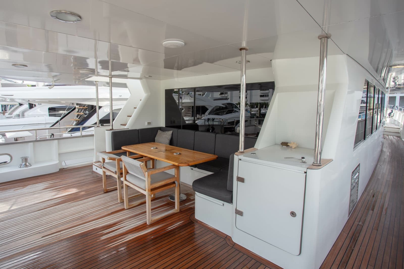 2014 Fifth Ocean Yachts Displacement Explorer