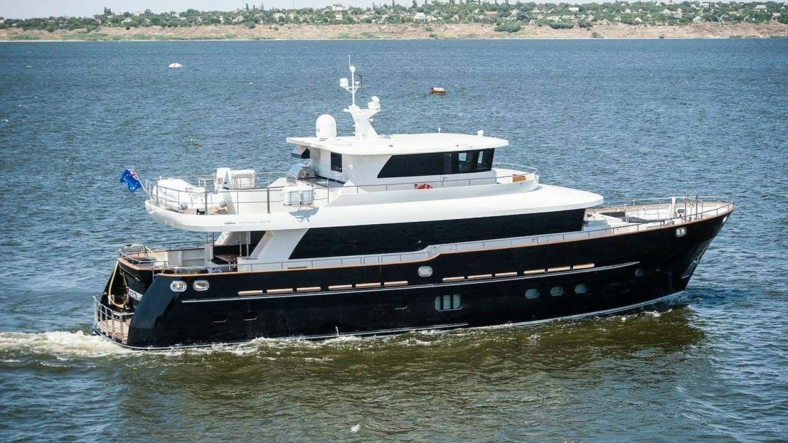 2014 Fifth Ocean Yachts Displacement Explorer
