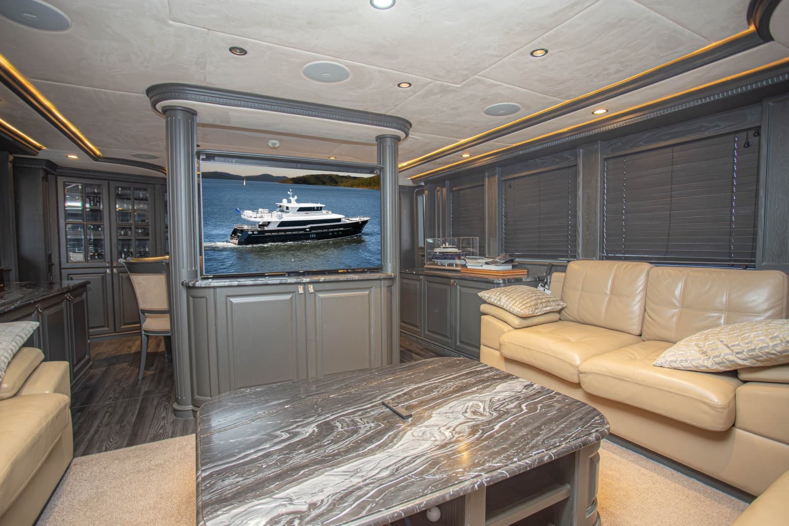 2014 Fifth Ocean Yachts Displacement Explorer