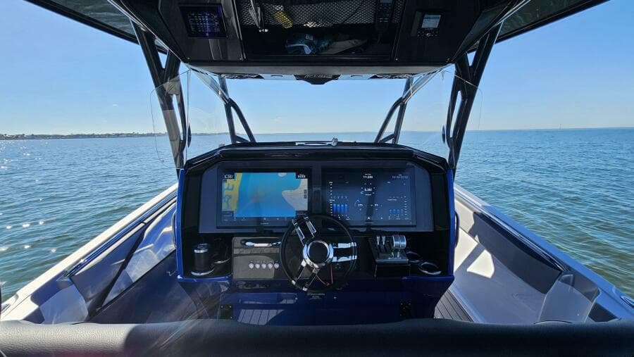 2024 Nor-Tech 390 Sport Center Console