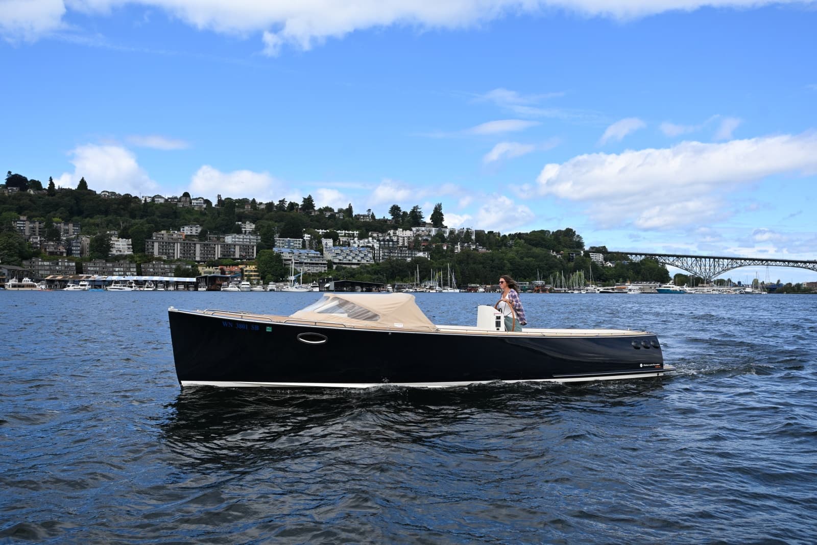 2013 AdmiralsTender C28